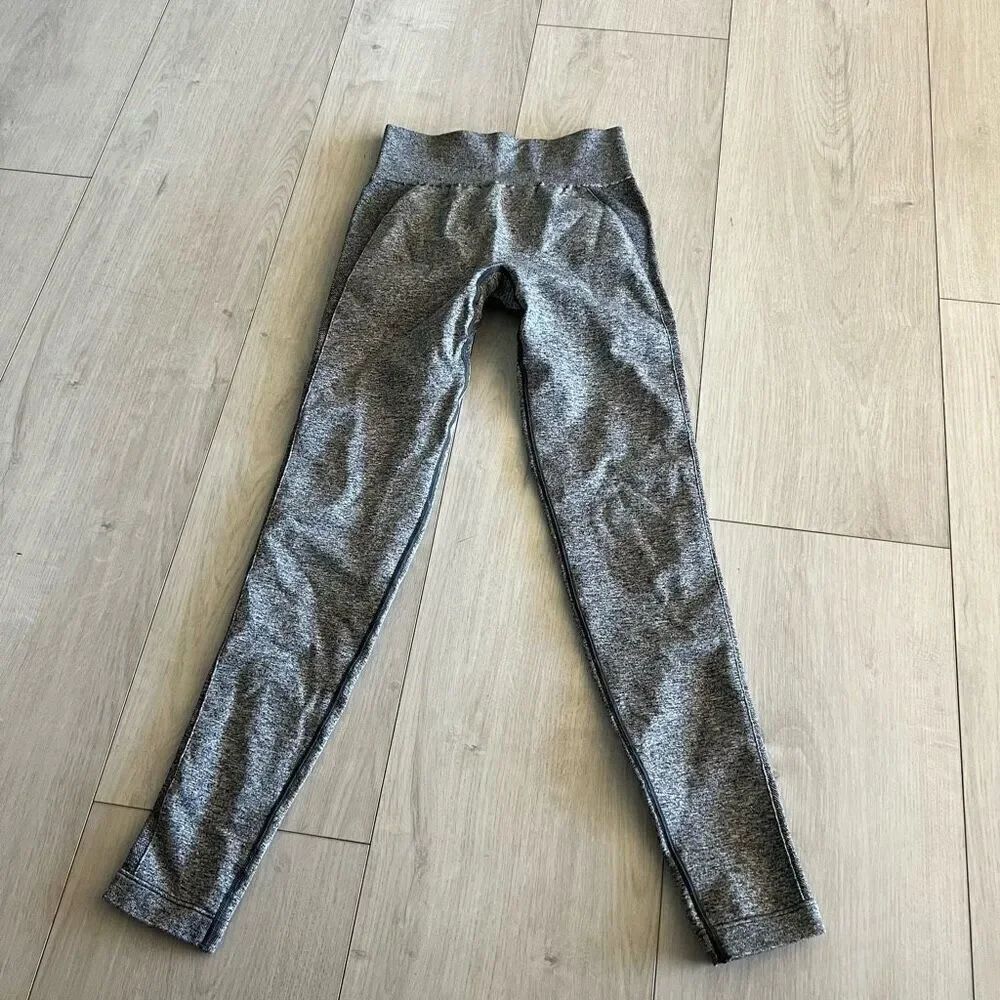 Gymshark women leggings size s Missing